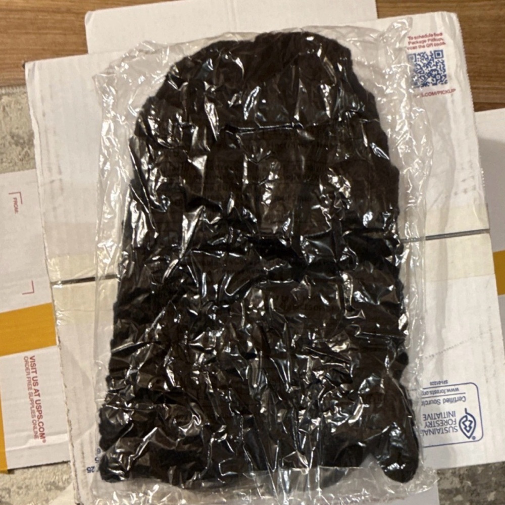 Black Knit Beanie - Picture 3 of 3